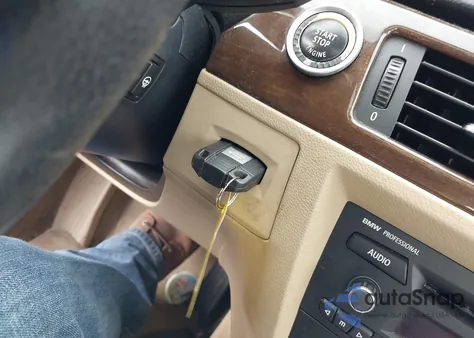 2009 BMW 328I xDrive из США, поврежденный, VIN WBAPK53549A509736